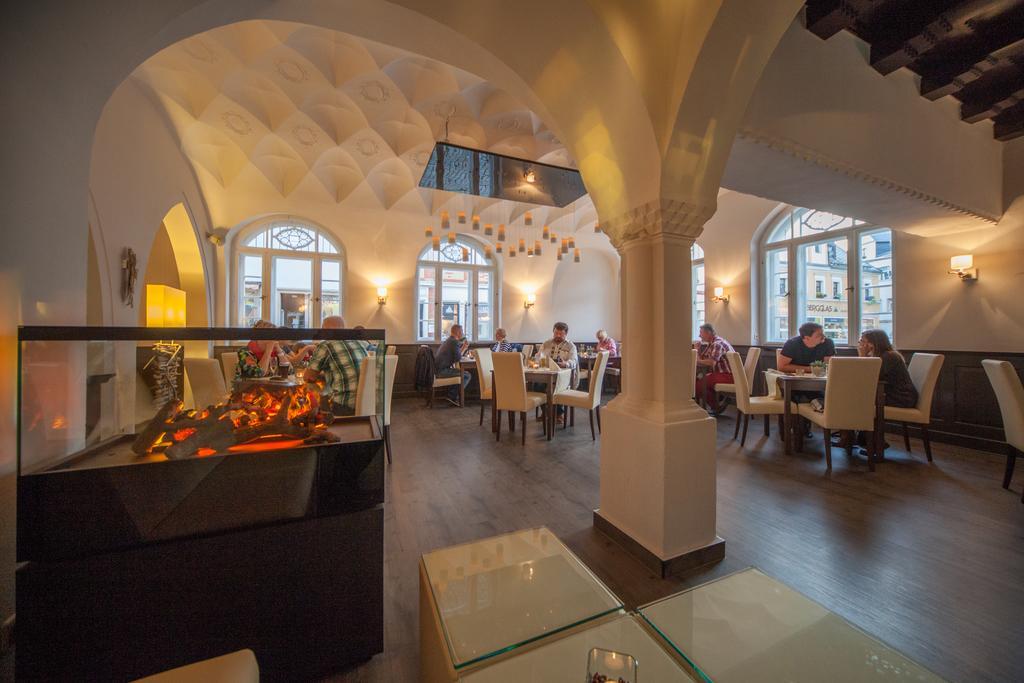 Hotel Ratskeller Schwarzenberg شفارتسنبرغ المظهر الخارجي الصورة
